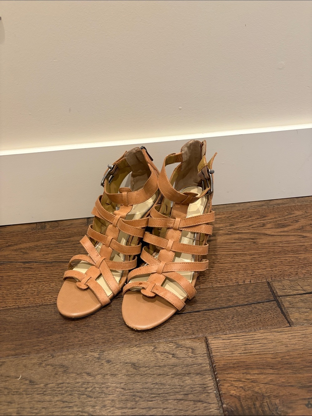 Jessica Simpson Tan Strappy Gladiator Sandal wedge